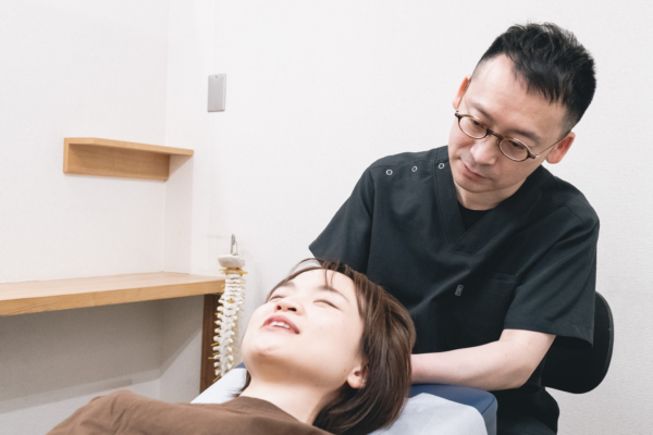 頚椎の施術